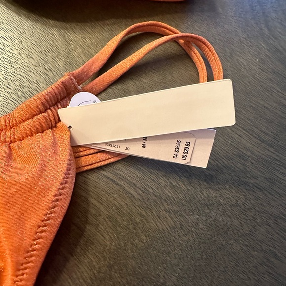 Victorias Secret Bikini - Picture 3 of 4